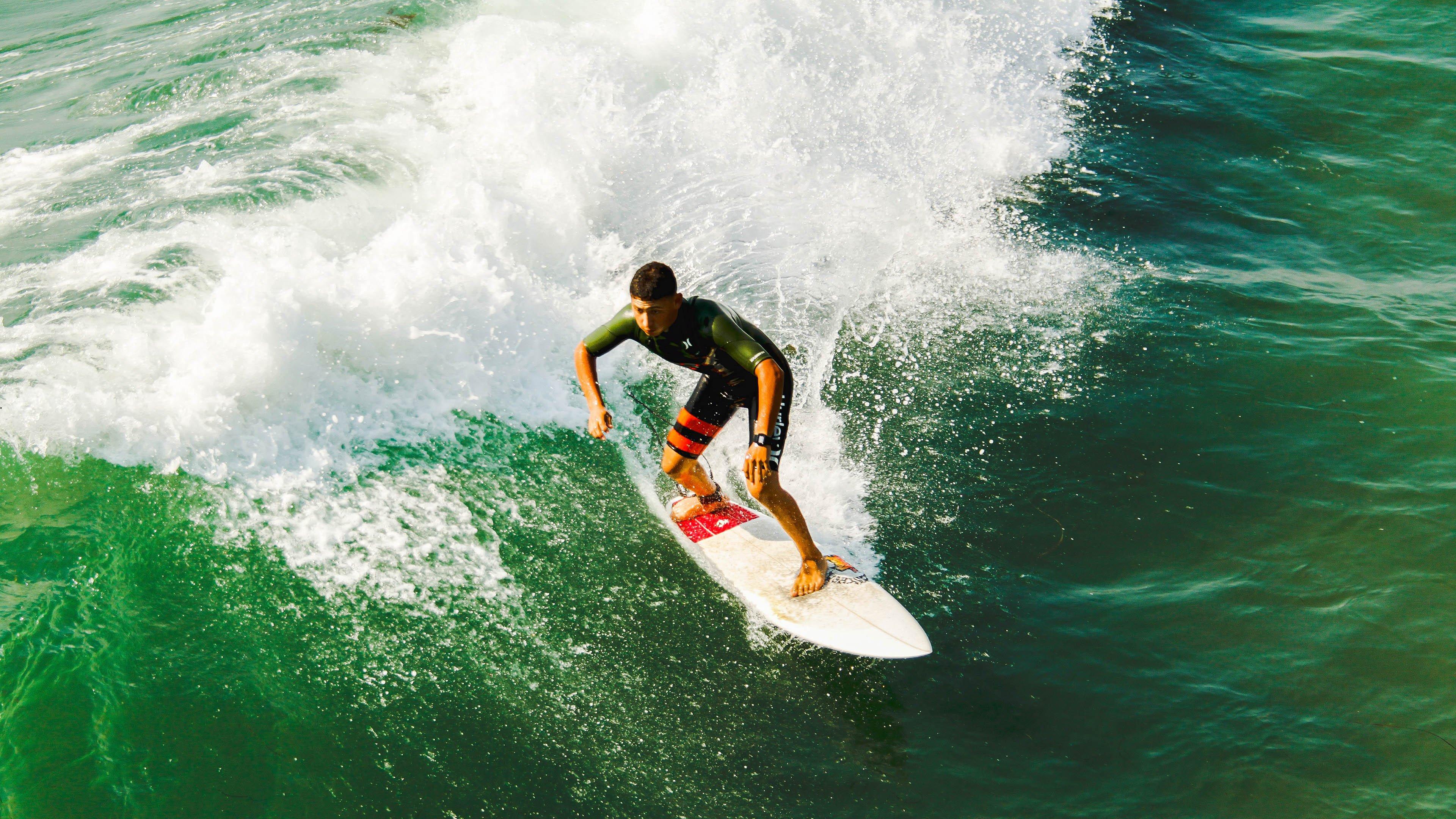 汉堡成功免租引进佩雷茨，拜仁慷慨条款助力德乙冲甲之路